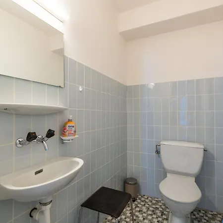 Cosy 3 Bedroom Balcony Free Parking Fast Wifi Apartment *