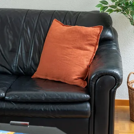 Cosy 3 Bedroom Balcony Free Parking Fast Wifi * St. Moritz