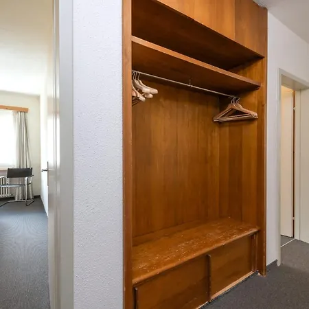 Cosy 3 Bedroom Balcony Free Parking Fast Wifi 公寓 *