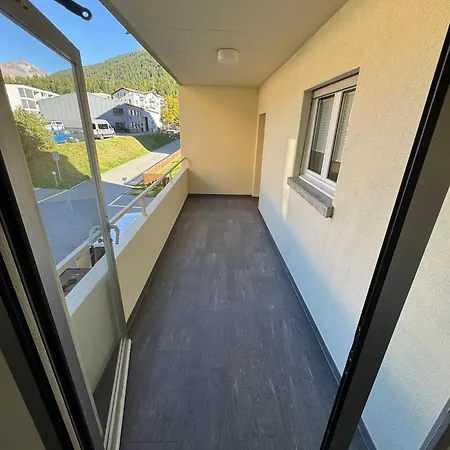 Cosy 3 Bedroom Balcony Free Parking Fast Wifi *