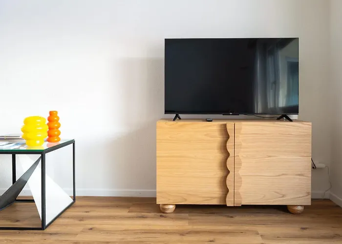 Cosy 3 Bedroom Balcony Free Parking Fast Wifi