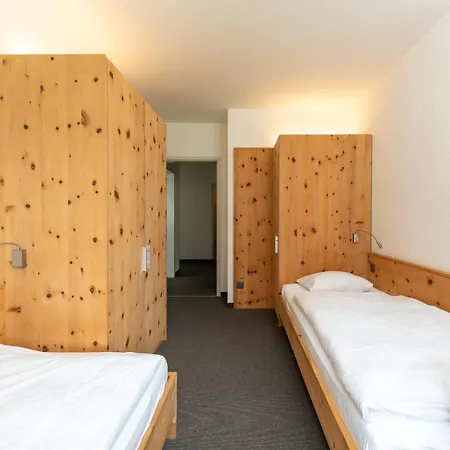 Cosy 3 Bedroom Balcony Free Parking Fast Wifi * Sankt Moritz