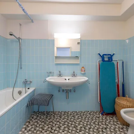 Appartement Cosy 3 Bedroom Balcony Free Parking Fast Wifi Sankt Moritz