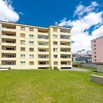 Cosy 3 Bedroom Balcony Free Parking Fast Wifi *