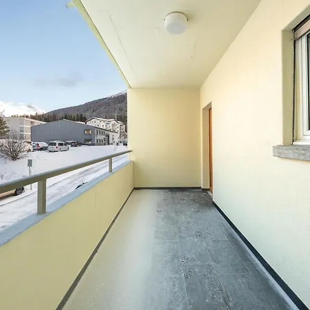 Cosy 3 Bedroom Balcony Free Parking Fast Wifi Apartmán *